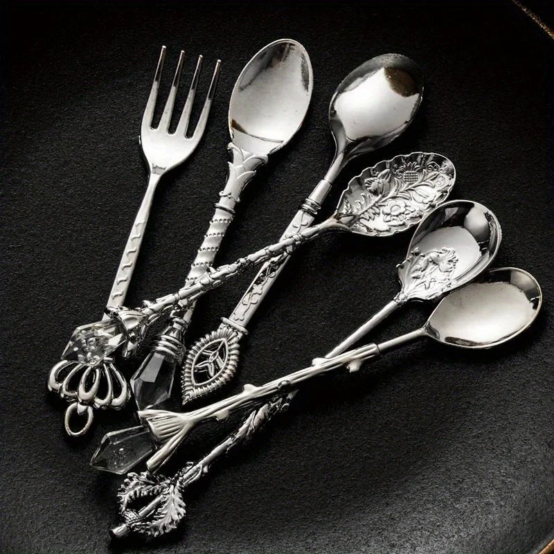 Kitchen Gadgets Gold - 6szt Vintage Łyżki Widelec Królewski Styl